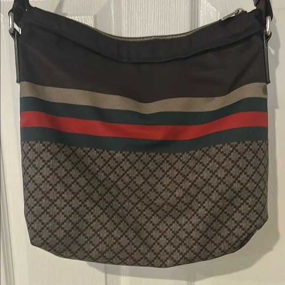 Brown Gucci Messenger Bag - Picture 6 of 14